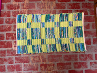 523-10. 23 x 39 lime green & turquoise block weave