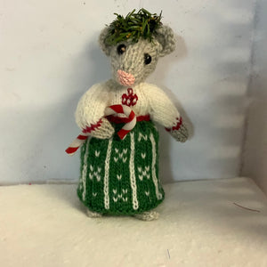 Knitted Christmas mouse